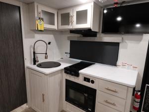 R Pod RP-198 Photo