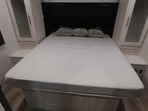R Pod RP-205 Photo