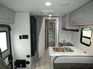 Freelander 27QB Photo