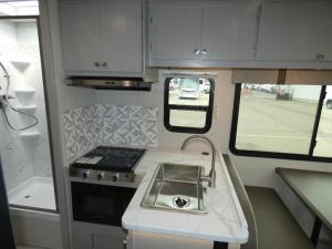 Freelander 27QB Photo