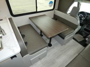 Freelander 27QB Photo