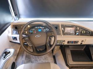 Admiral 32N Photo