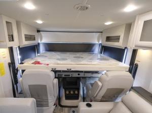 Admiral 32N Photo