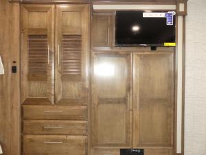 Accolade 37L Photo