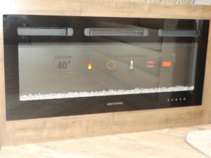 Accolade 37L Photo