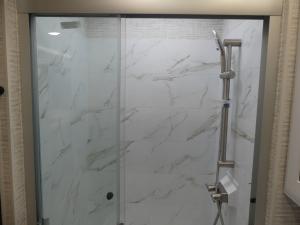 Accolade 37L Photo