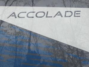 Accolade 37L Photo