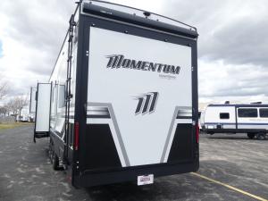 Momentum M-Class 381MS Photo