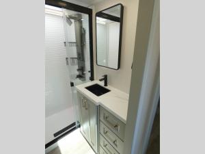 Model G 4100 Photo