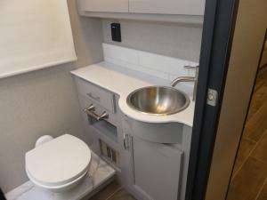 Aria 3702 Photo