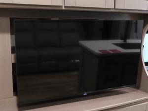 Reflection 324MBS Photo