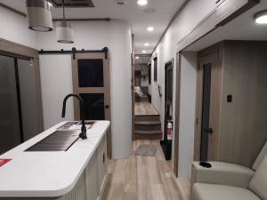 Reflection 324MBS Photo