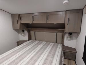 Reflection 324MBS Photo