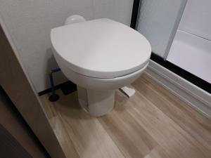 Reflection 324MBS Photo