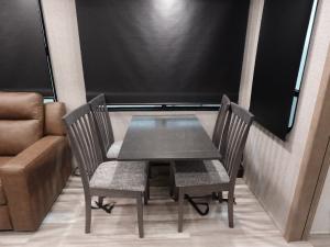 Residence 401FSRL Photo