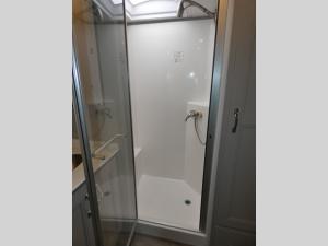 Aria 3901 Photo