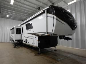 Pinnacle 38FBRK Photo