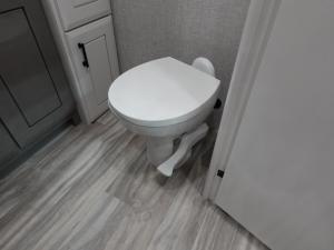 Pinnacle 38FBRK Photo