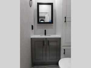 Pinnacle 38FBRK Photo