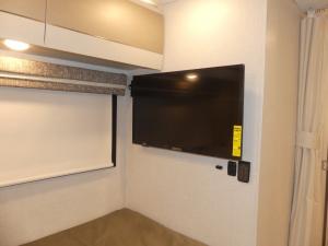 Axis 26.2 Photo