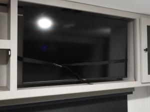 Apex Ultra-Lite 300BHS Photo