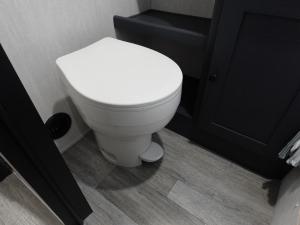 Apex Ultra-Lite 300BHS Photo
