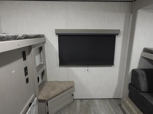Apex Ultra-Lite 300BHS Photo