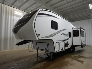 Reflection 150 Series 270BN Photo