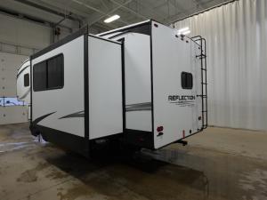 Reflection 150 Series 270BN Photo