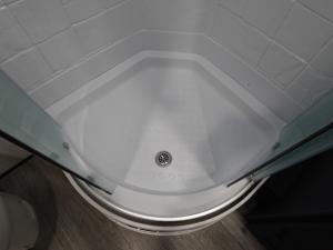 Apex Ultra-Lite 242BARV Photo