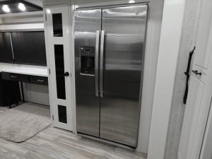 Pinnacle 38FBRK Photo