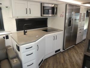 Accolade 37M Photo
