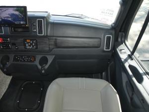 Accolade 37M Photo