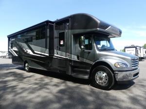 Accolade 37M Photo