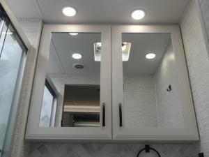 Accolade 37M Photo