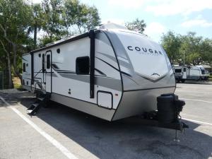 Cougar Half-Ton 30RKD Photo