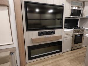 Paradigm 370FB Photo