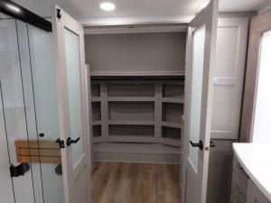 Paradigm 370FB Photo