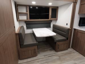 Delta 321BH Photo