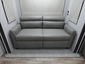 Hampton 388FKL Photo