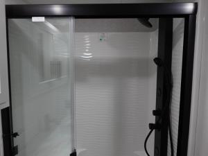 Hampton 388FKL Photo
