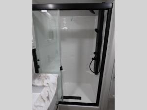 Hampton 388FKL Photo