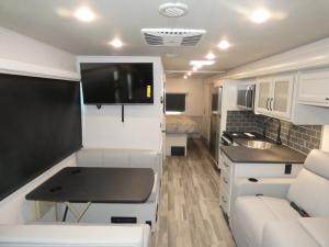 Admiral 29M Photo