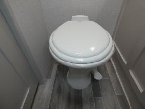 Admiral 29M Photo