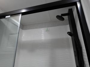 Hampton 388FKL Photo