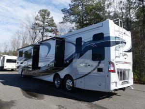 Discovery LXE 44B Photo