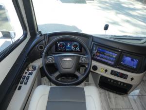 Discovery LXE 44B Photo