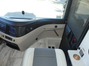 Discovery LXE 44B Photo