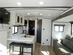 Northern Spirit Ultra Lite 1943RB Photo