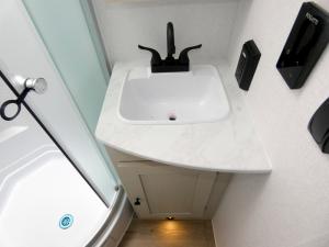 Northern Spirit Ultra Lite 1943RB Photo